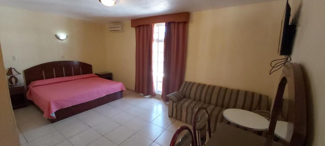 Hotel Real Tasquillo Екстер'єр фото